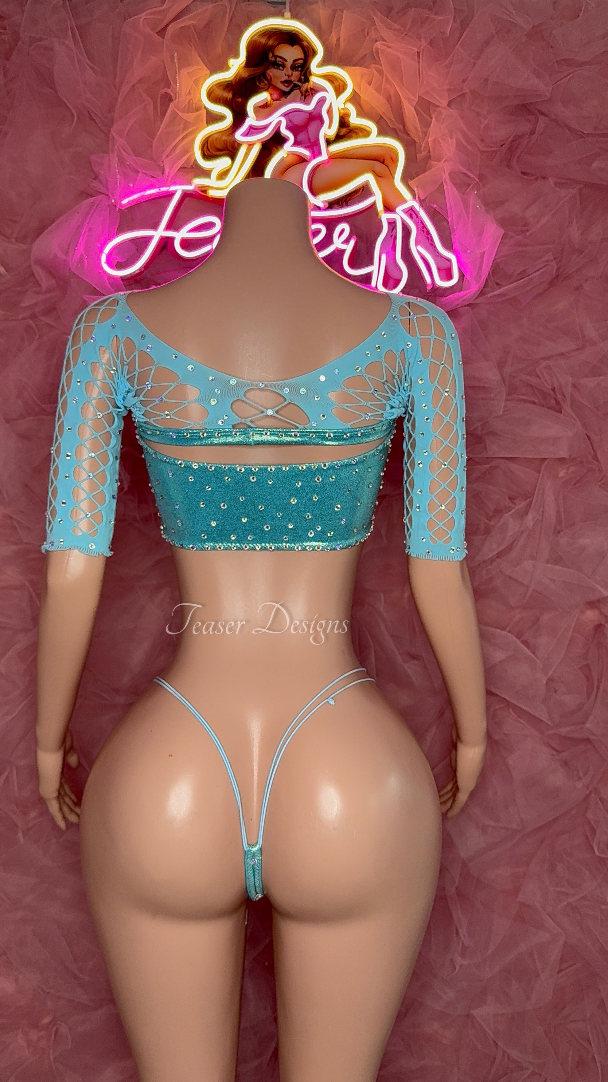 Pretty and paid (OSFM)