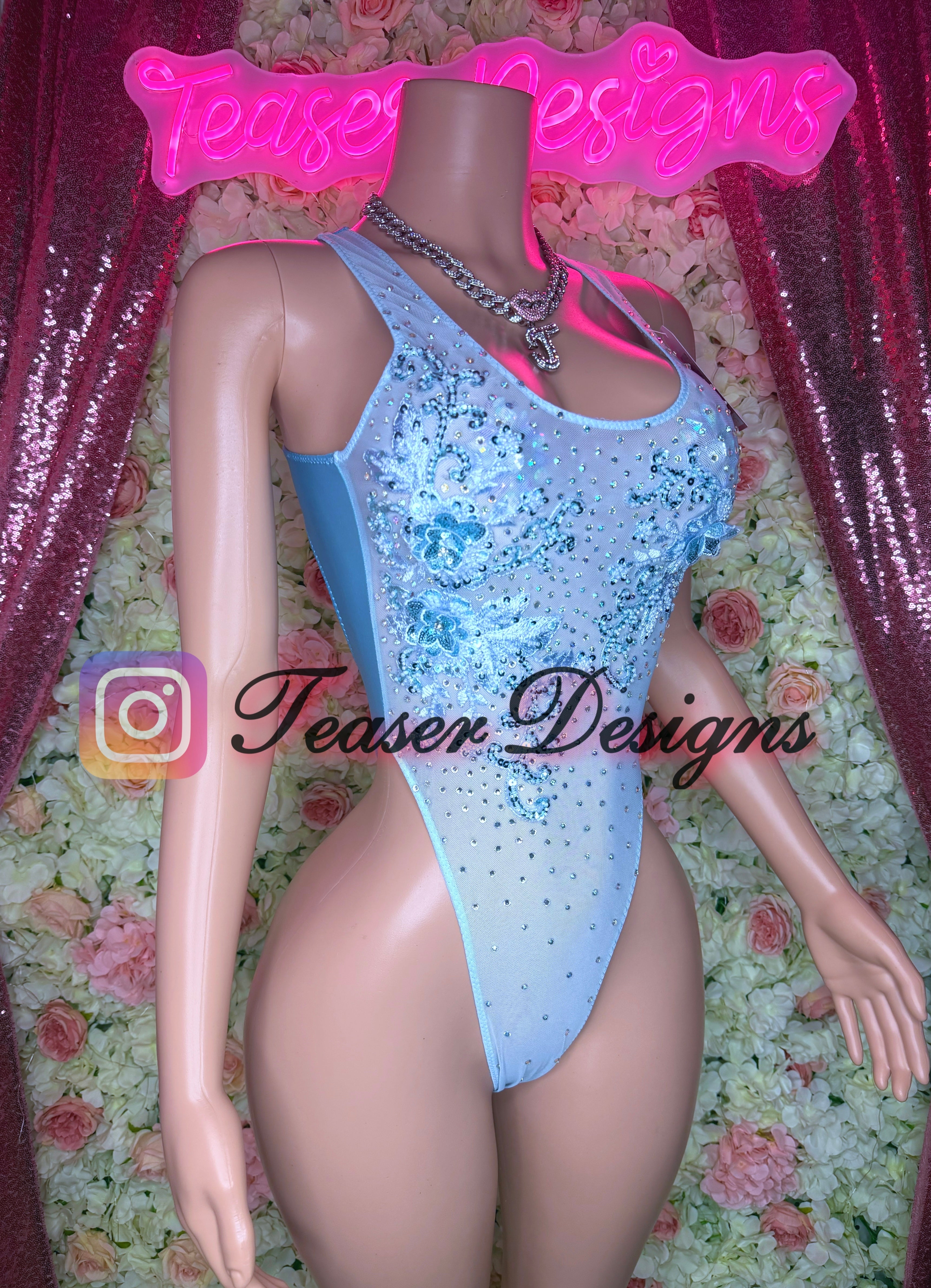 S/M 3D flower bodysuit