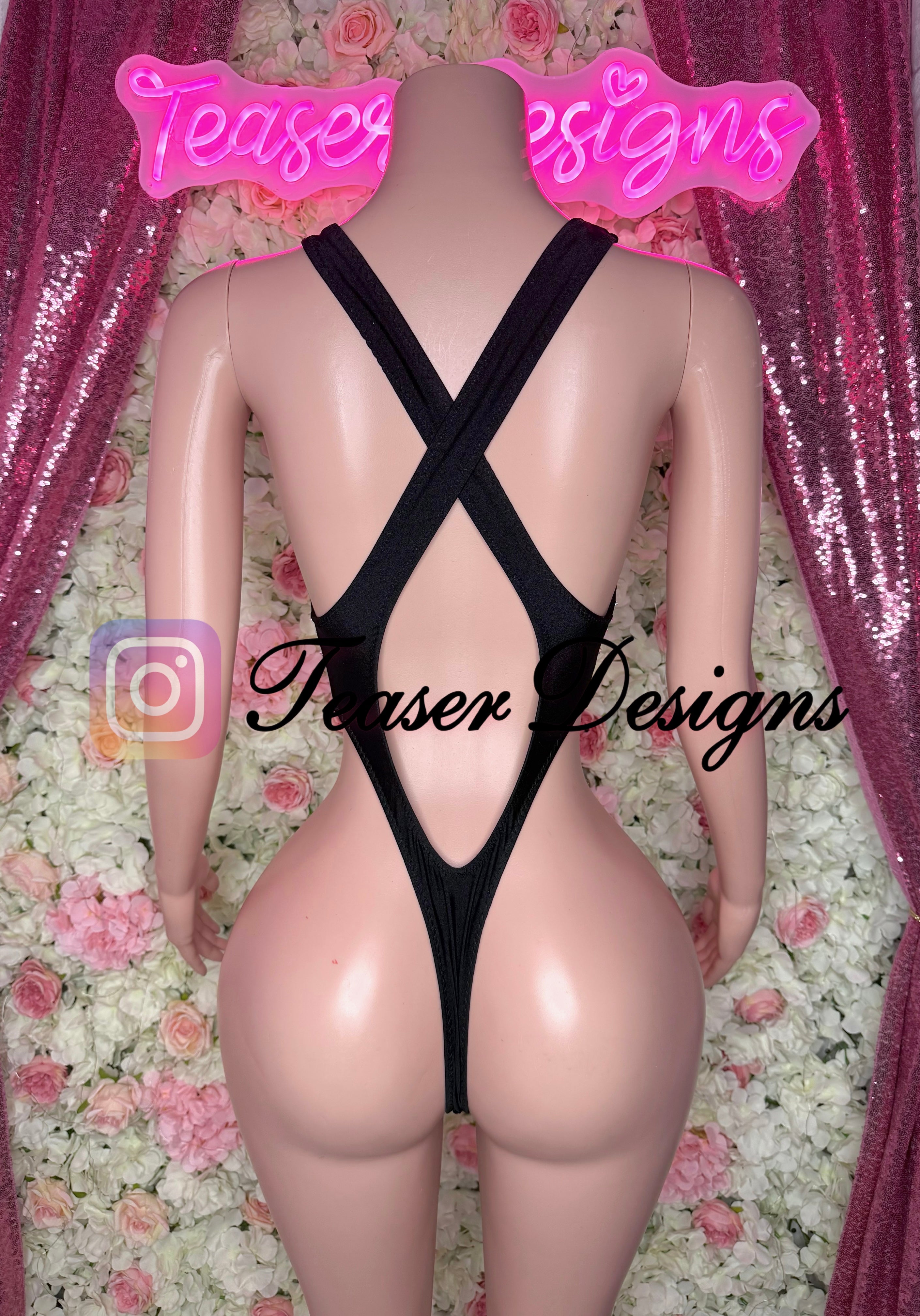 One size bodysuit