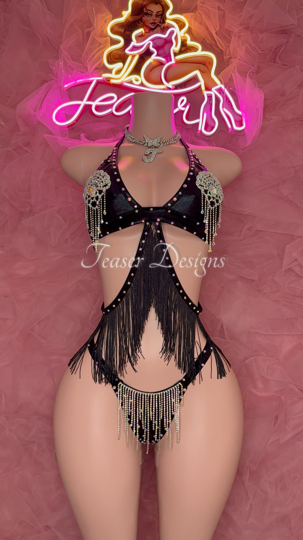 Black Chandelier (OSFM)